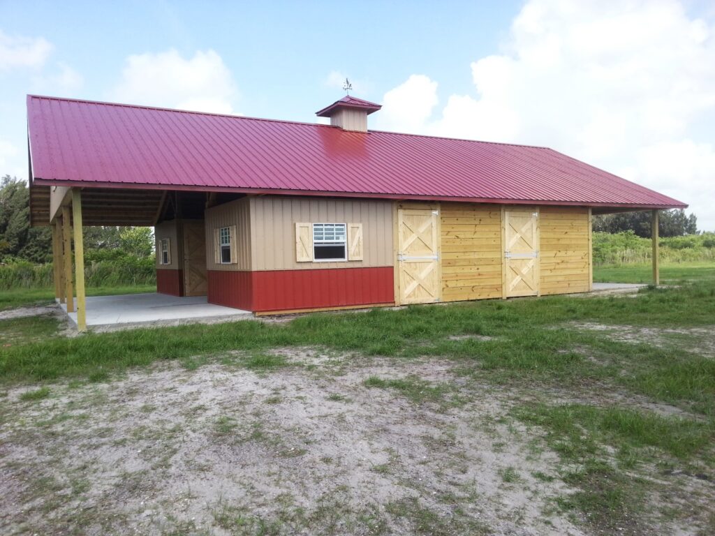 Custom barn and stable built in Central Florida